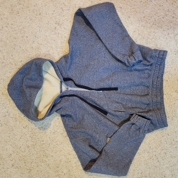 Brand new without tags!-women's cropped fleece sweatshirt hoodie-3/4" zip - Picture 2 of 16